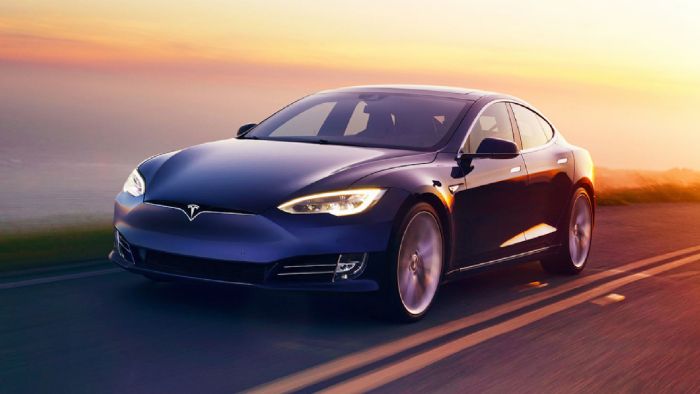 Το Model S 100D κάνει 632 χλμ. με μία μόνο φόρτιση, τα περισσότερα από οποιοδήποτε άλλο ηλεκτρικό μοντέλο παραγωγής.