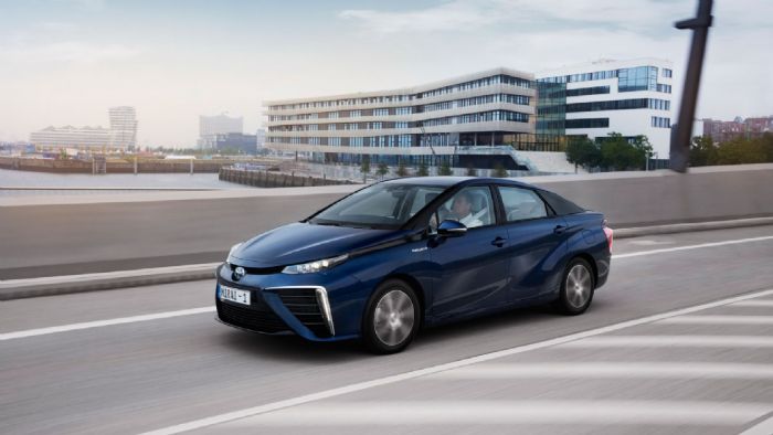 Ανάκληση για το υδρογονοκίνητο της Toyota.