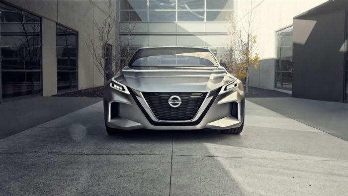 Φαίνεται πως ένα νέο Nissan Vmotion 3.0 Concept θα αποτελέσει τον προπομπό ενός πλήρως ηλεκτρικού crossover. Θα παρουσιαστεί σε κάποια από τις φετινές εκθέσεις. Στην εικόνα βλέπουμε το σεντάν Vmotion 