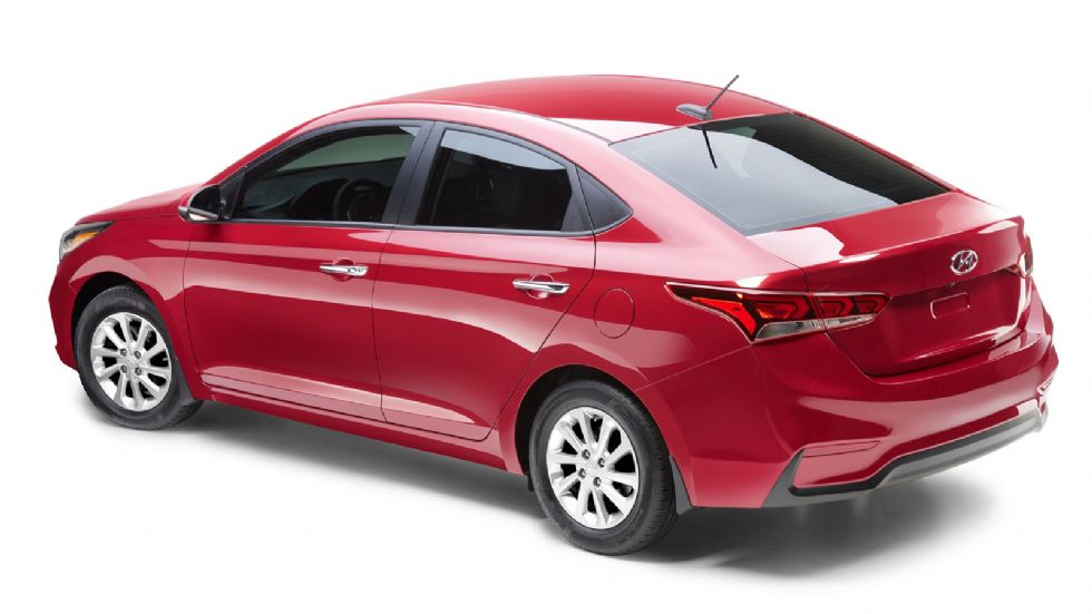 Το μοντέλο της Hyundai συνεχίζει να κινείται αποκλειστικά από το 1.600άρι σύνολο βενζίνης των 132 ίππων και των 161 Nm ροπής.