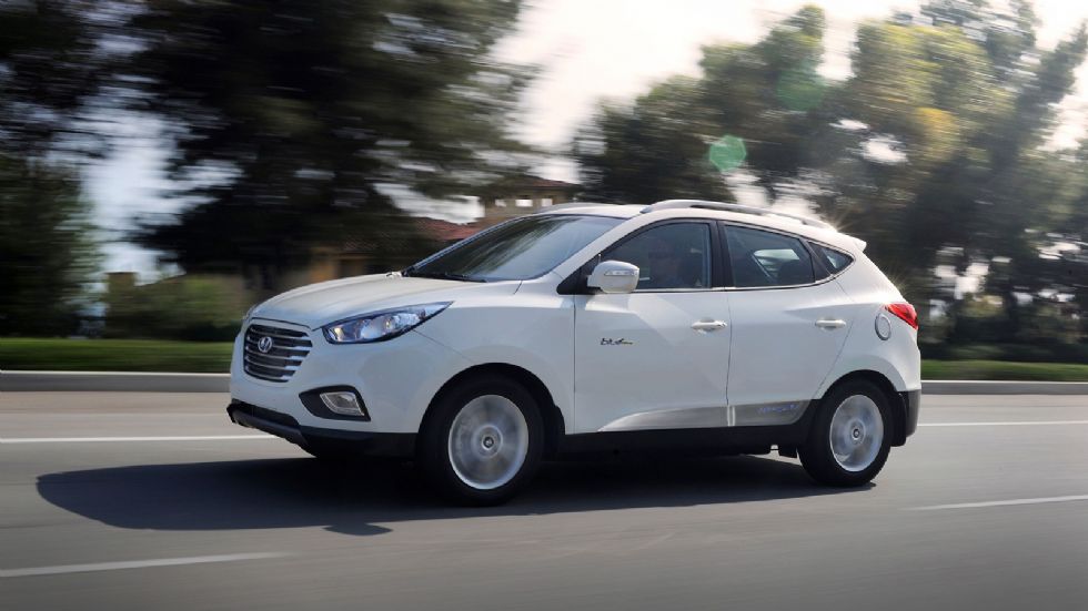 Η Hyundai αποτελεί και αυτή μέλος της τριάδας καθώς διαθέτει προς πώληση το ix35 Fuel Cell.