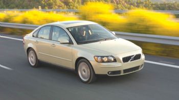 Μεταχειρισμένο Volvo S40 1,6: Προσιτό οικογενειακό Μεταχειρισμένο Volvo S40 1,6: Προσιτό οικογενειακό