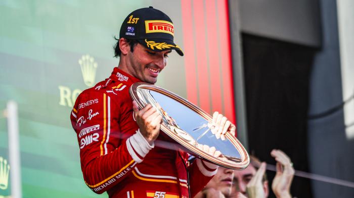 GP Αυστραλίας: Τρομερό 1-2 για τη Ferrari με θριαμβευτή Sainz