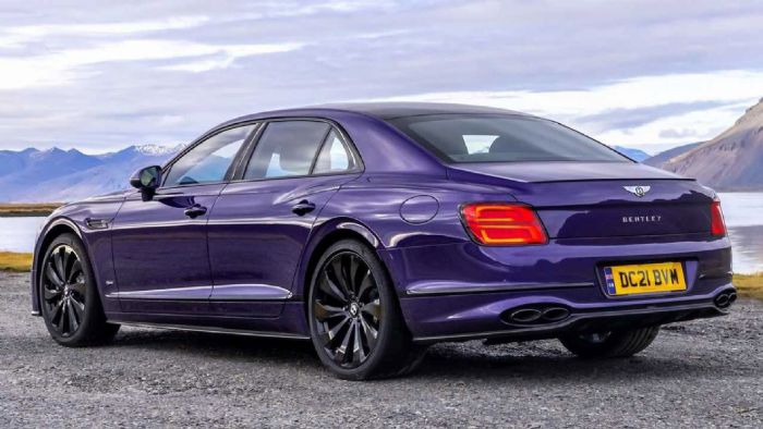 Η Bentley Flying Spur Hybrid κάνει 728 χλμ. με ανανεώσιμη ενέργεια 