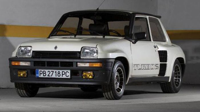 Μυώδες και με αγωνιστικό προφίλ το Renault 5.