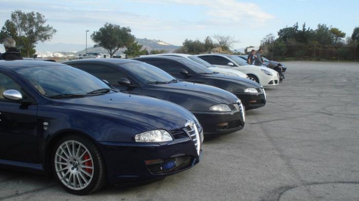 Δύο νέες Giulia από Dealers εκπροσώπησαν τη «νέα εποχή» της Alfa.