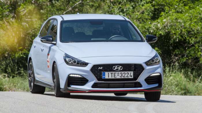 Hyundai i30 N: Έχει 250 άλογα (275 το Performance), e-LSD διαφορικό και κοστίζει κατά μέσο όρο 25.000 ευρώ