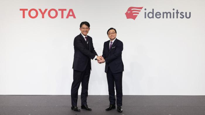 Toyota και Idemitsu θα φτιάξουν μπαταρίες με αυτονομία 1.000 χλμ. 