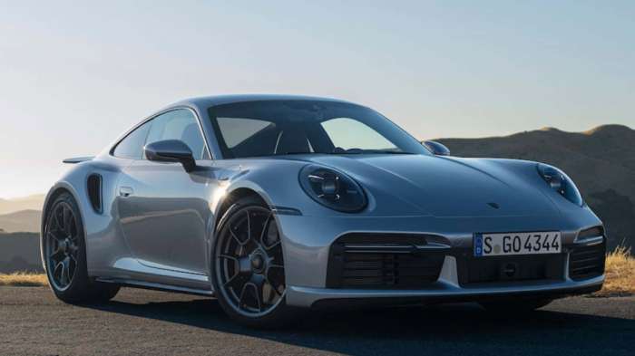 Porsche: Τιμά τα πρώτα «ήντα» της  911 Turbo με την επετειακή 50 Years 