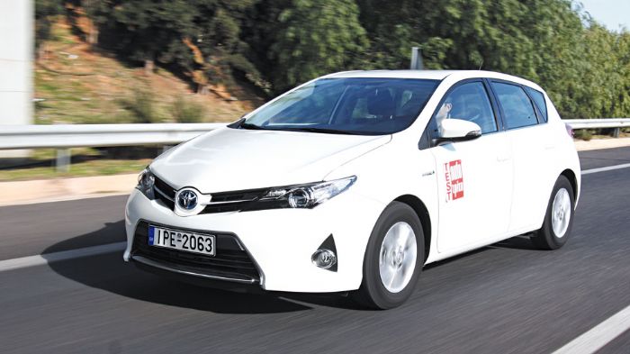 Το υβριδικό Toyota Auris εξασφαλίζει 
κατανάλωση… diesel, συνδυάζοντας έναν βενζινοκινητήρα με έναν ηλεκτροκινητήρα.
