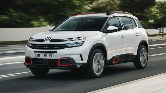 Το Citroen C5 Aircross είναι ιδιαίτερα κομψό και διακριτικό, ξεχωρίζοντας στην μικρομεσαία κατηγορία των SUV.