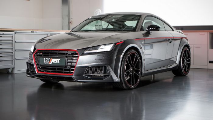 Η έκδοση «120 Years» του Audi TTS προσφέρει 370 ίππους, 60 περισσότερους από ότι κανονικά, ενώ και η ροπή έχει ανέβει από τα 380 στα 460 Nm. 