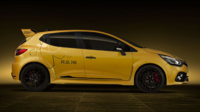 Φοράει τον κινητήρα του Megane RS 275 Trophy-R και -με 275 ίππους- είναι το πιο δυνατό Clio της ιστορίας.