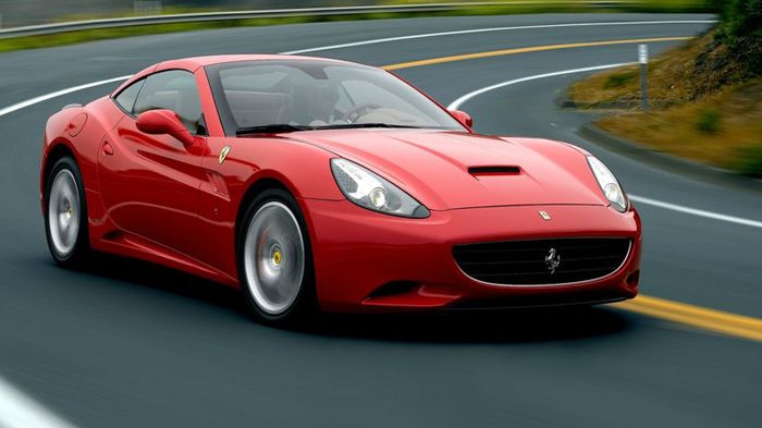 Η νέα γενιά της εικονιζόμενης Ferrari California θα παρουσιαστεί στη Γενεύη τον Μάρτιο, ενώ αναμένεται να κυκλοφορήσει την άνοιξη του 2015.