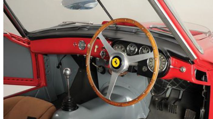 Η όμορφη δεξιοτίμονη Ferrari 340/375 MM Berlinetta Competizione του 1953 έχει σχεδιαστεί ως γνωστό από τον Pininfarina.