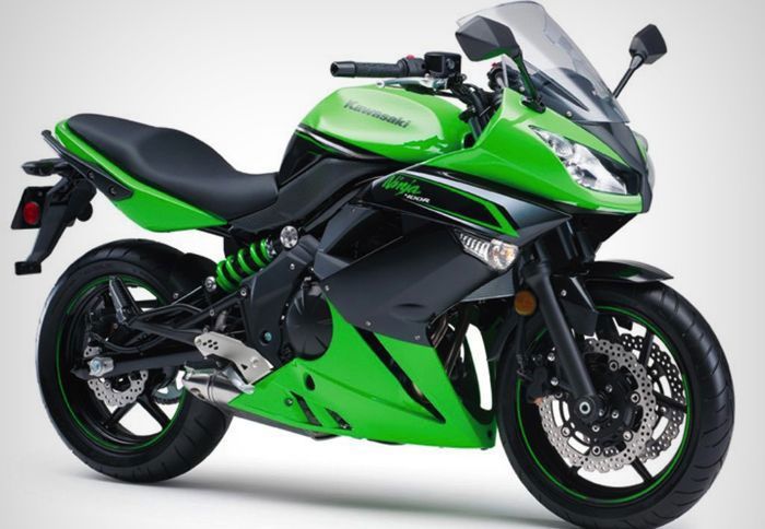 Όπως φαίνεται, η Kawasaki ετοιμάζει Ninja 300 και 400 κ.εκ. για την αγορά των ΗΠΑ.