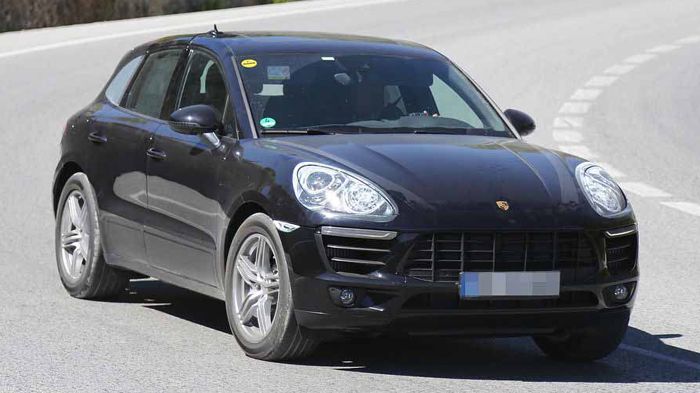 Η νέα Porsche Macan (εδώ εικονίζεται σε κατασκοπευτική φωτογραφία η Macan Turbo) θα διαθέτει μια μεγάλη γκάμα κινητήρων, ενώ αργότερα θα υπάρξει και μια υβριδική έκδοση.