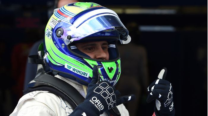 Ο Βραζιλιάνος Massa της Williams πανηγυρίζει για την pole position.