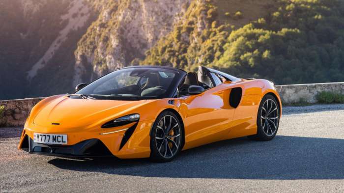 Η Artura θα παραμείνει το πιο προσιτό supercar της McLaren 