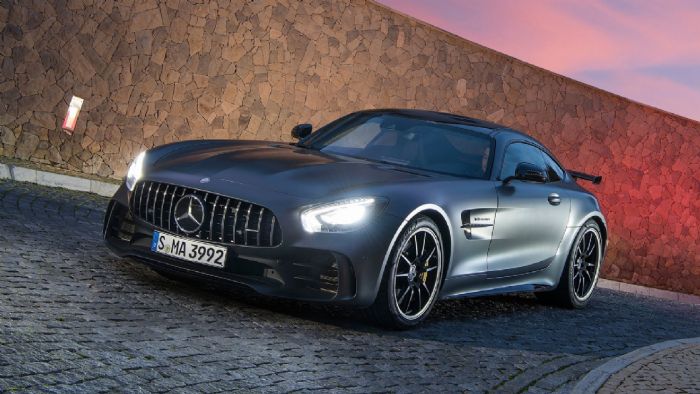 Φαίνεται πως η Mercedes-AMG GT R των 585 ίππων δεν θα είναι για πολύ ακόμα η κορυφαία έκδοση του γερμανικού sports car…