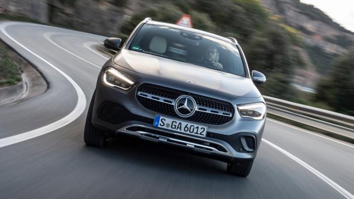 Τι προσφέρει η «βασική» Mercedes GLA των 34.950 ευρώ; 