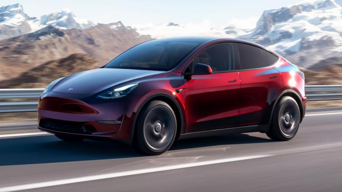 Νέο πισωκίνητο Tesla Model Y Long Range: Από 48.990 ευρώ στην Ελλάδα 