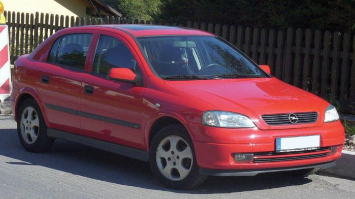 2η γενιά: 1998-2004 - Opel Astra G