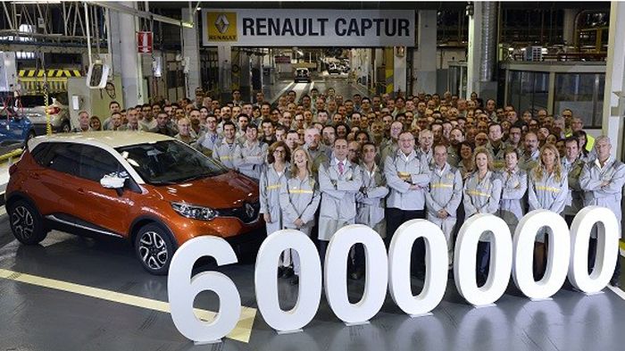 Το δίχρωμο Captur είναι το 6.000.000ο μοντέλο της Renault, που κατασκευάζεται στην Ισπανία, ενώ μέχρι το τέλος του 2013 θα κατασκευαστούν άλλα 45.000 του εν λόγω crossover.