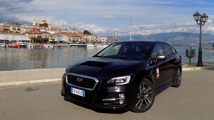 Με την πρώτη ματιά, το νέο Subaru Levorg «δεν αστειεύεται» και παραπέμπει ευθέως σε WRX με τον κλασικό αεραγωγό στο καπό.