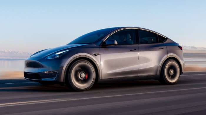 Αργεί η άφιξη του ανανεωμένου Tesla Model Y 