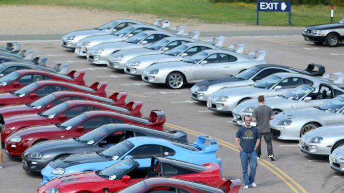 Η Toyota σε ένα event, όπου συγκέντρωσε Supra από διάφορες εποχές κυκλοφορίας του, προσκάλεσε τους θιασώτες του supercar από όλον τον κόσμο για να «θυμηθούν» την 20η επέτειό του.