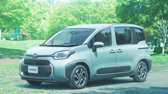 Πρεμιέρα για το νέο Toyota Sienta | Υβριδικό και 7θέσιο  