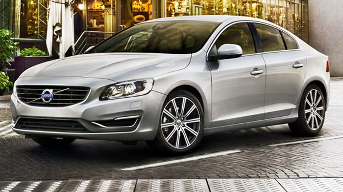 Η Volvo θα δημιουργήσει 4κύλινδρους βενζινοκινητήρες και πετρελαιοκινητήρες, που θα συνδυάζονται με ένα σύστημα ηλεκτροκίνητης μετάδοσης, για περισσότερη οικονομία και καλύτερη απόδοση.