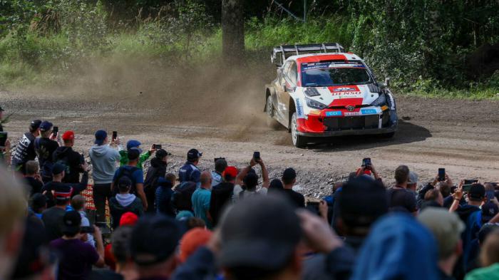 WRC Rally Φινλανδίας: Πρωτοπόρος ο Evans μετά από ντεραπάρισμα του Rovanpera 