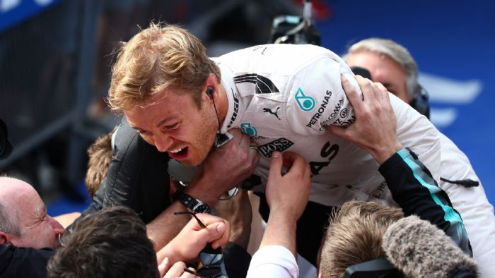 Έκτη σερί νίκη για τον Nico Rosberg που βρίσκεται στα «ουράνια», έχοντας ήδη 36 βαθμούς διαφορά από τον Hamilton.