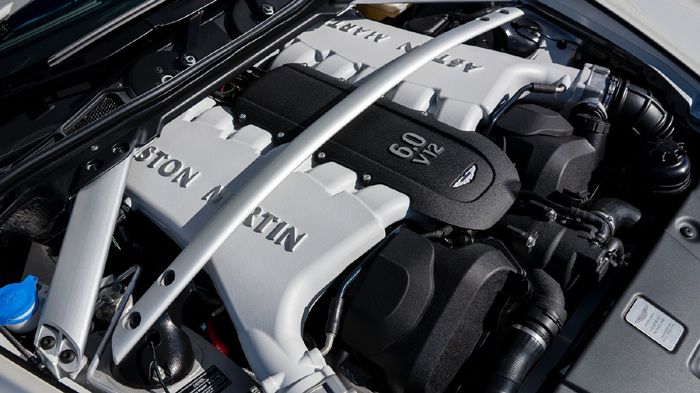 Παρόλο που η Aston Martin θα φέρει προσεχώς και ένα V8 μοτέρ της «συνεργάτιδάς» της AMG, θα παραμείνει και ο εικονιζόμενος 6λιτρος V12.