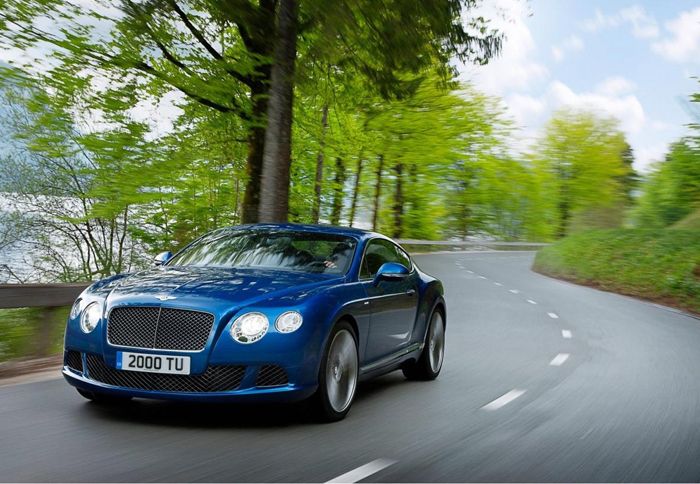 Το ντεμπούτο της έκανε η νέα Bentley Continental GT Speed στο Goodwood Festival of Speed 2012.