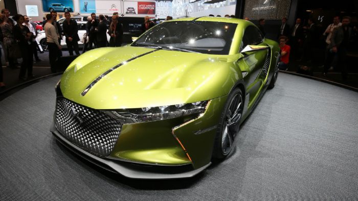 Το DS E-Tense concept στην έκθεση της Γενεύης το 2016. 