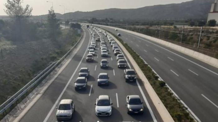 Κανονικά η κίνηση στην Εθνική Οδό - Live η κίνηση στους δρόμους 