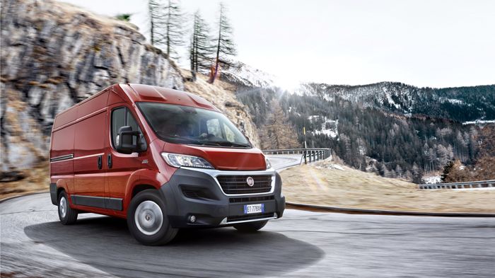 Το νέο Fiat Ducato είναι σαφέστατα ανανεωμένο σε όλους τους τομείς και διακρίνεται για την άνετη και ασφαλή οδική του συμπεριφορά. 