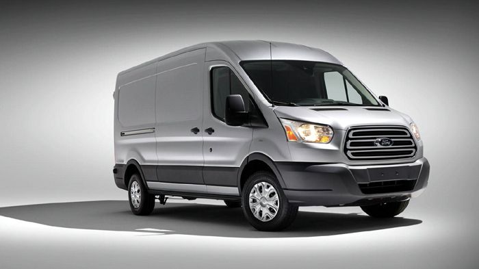 Το νέο Ford Transit αναμένεται να ξεκινήσει την εμπορική του πορεία και στην αγορά των ΗΠΑ μέσα στο καλοκαίρι του 2014.