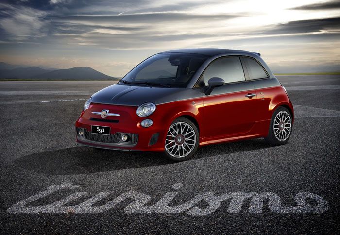 To Abarth 595 Turismo εφοδιάζεται με τον κινητήρα 1.4 Turbo T-Jet με 160 ίππους.