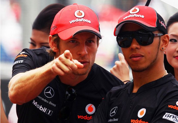 Οι Jenson Button και Lewis Hamilton θα λείπουν από τις πρώτες δοκιμές εξέλιξη εν μέσο πρωταθλήματος στις 1 με 3 Μαίου.