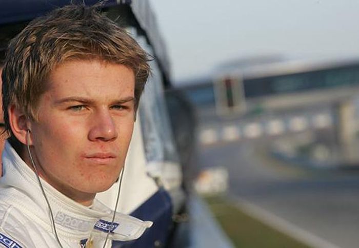 O Nico Hulkenberg θα προσπαθήσει πρώταπόλα να κατανοήσει τη συμπεριφορά των ελαστικών της Pirelli. 