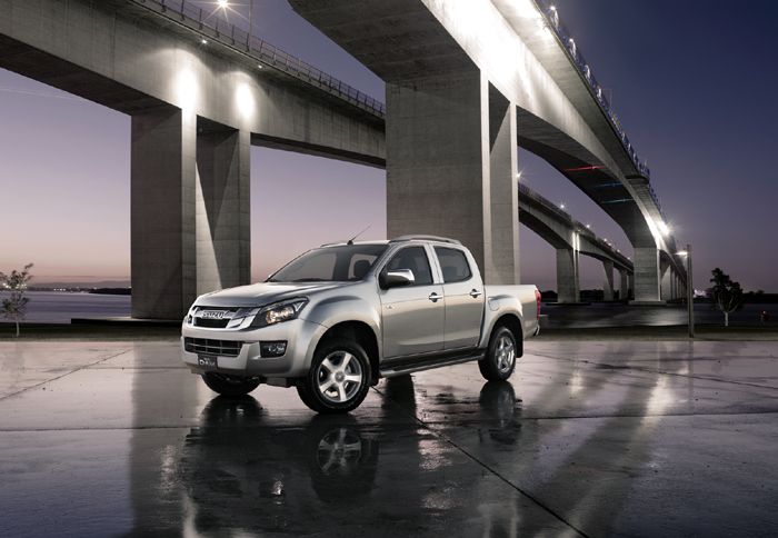 H νέα γενιά του Isuzu D-Max ξεκίνησε την εμπορική της πορεία και στην ελληνική αγορά με κόστος από 17.450 ευρώ.