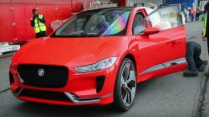 Αυτή λοιπόν είναι η νέα Jaguar I-Pace...