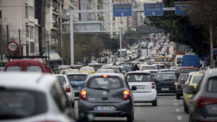 Ποια μέτρα υπόσχονται να λύσουν το κυκλοφοριακό στην Αττική; 