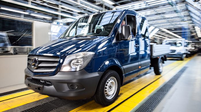 Η νέα γενιά του Mercedes-Benz Sprinter συμπλήρωσε ένα έτος ζωής και ήδη έχει να επιδείξει σαφέστατη αύξηση πωλήσεων στην Ευρώπη και τις ΗΠΑ.