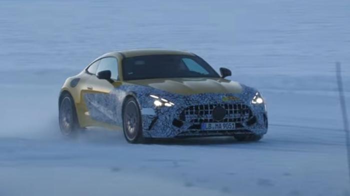 Η νέα Mercedes-AMG GT Coupe «χορεύει» σε δοκιμές  