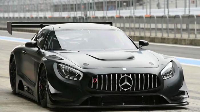 Το νέο αγωνιστικό Mercedes AMG GT-RR, όπως η GT3 βασίζεται στην AMG GT.